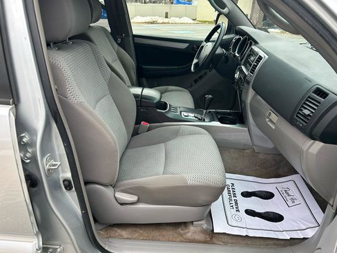 Used 2006 Toyota 4Runner SR5 image 15