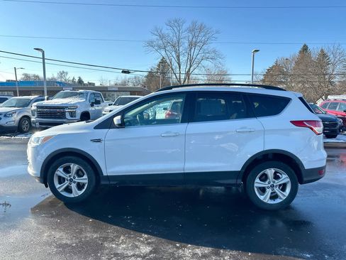 Used 2015 Ford Escape SE w/ Equipment Group 201A image 10