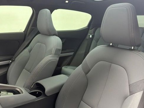 Used 2023 Polestar Polestar 2 image 22