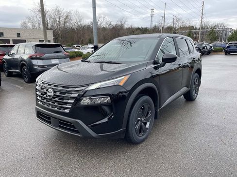 New 2026 Nissan Rogue SV w/ Cold Weather Package AWD/4WD image 3