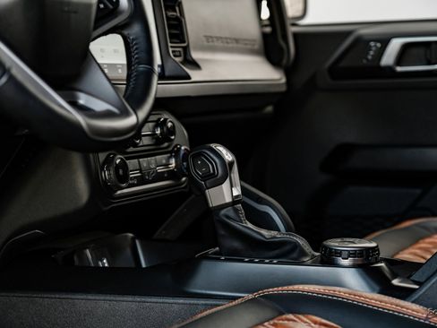 Used 2024 Ford Bronco Big Bend image 51