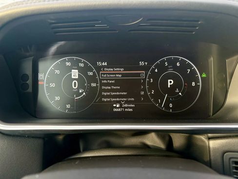 Used 2017 Land Rover Range Rover image 61