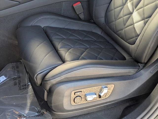Used 2026 BMW X6 xDrive40i w/ Climate Comfort Package AWD/4WD image 4