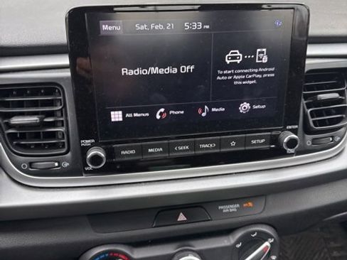 Used 2022 Kia Rio S image 9