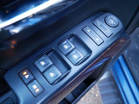 Used 2017 GMC Sierra 2500 SLE w/ HD SLE Preferred Plus Package image 13