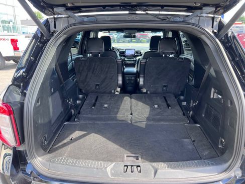 Certified 2023 Ford Explorer ST-Line AWD/4WD image 13