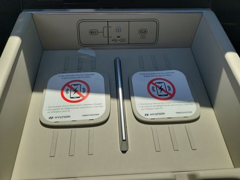 New 2026 Hyundai Santa Fe SE image 32