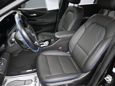 Used 2024 Buick Envista Sport Touring w/ Convenience I Package FWD image 21