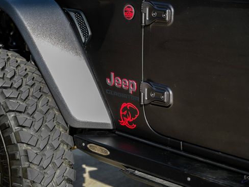 Used 2020 Jeep Gladiator Rubicon image 29