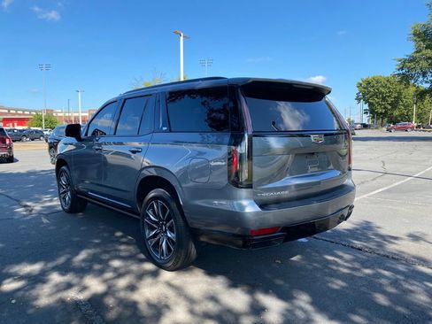 Used 2022 Cadillac Escalade Sport w/ Touring Package AWD/4WD image 5