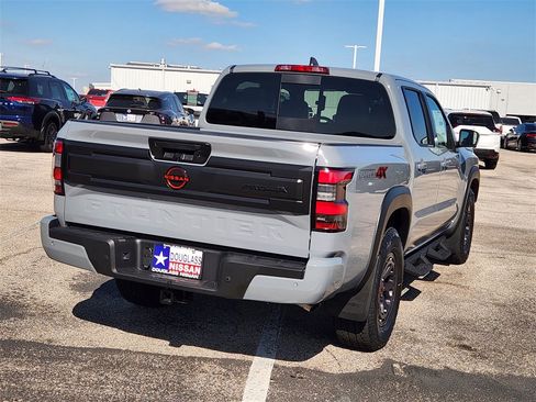 New 2026 Nissan Frontier PRO-4X w/ Pro-4x Convenience Package image 3