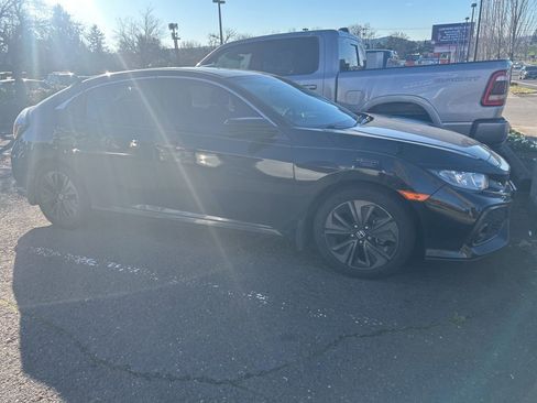 Used 2017 Honda Civic EX image 5