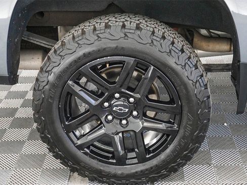 Used 2022 Chevrolet Silverado 1500 LT Trail Boss w/ Safety Package image 10