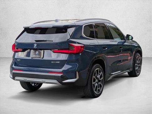 Used 2026 BMW X1 xDrive28i w/ Convenience Package image 2
