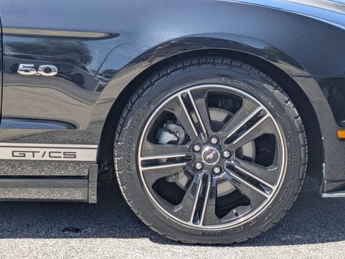 Used 2014 Ford Mustang GT Premium w/ Electronics Package RWD image 9