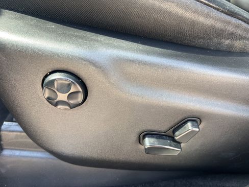 Used 2019 Jeep Grand Cherokee High Altitude image 24