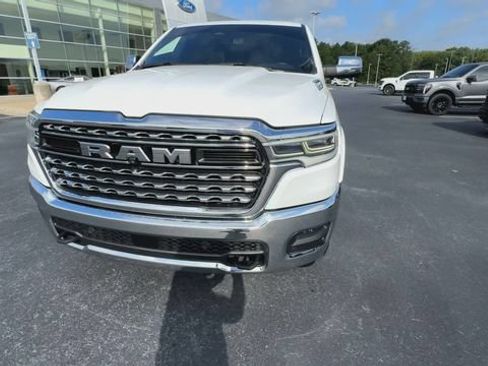 Used 2025 RAM 1500 Limited AWD/4WD image 3