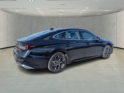 Used 2024 Hyundai Sonata SEL image 3