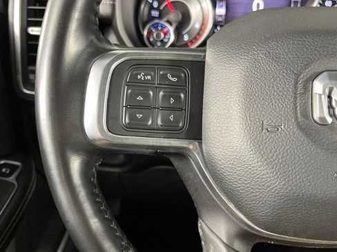 Used 2022 RAM 2500 Laramie AWD/4WD image 16