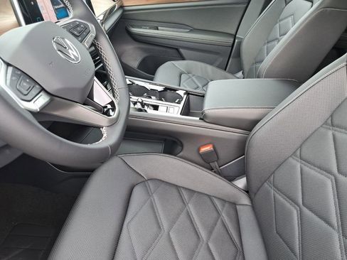 New 2026 Volkswagen Atlas SE image 19