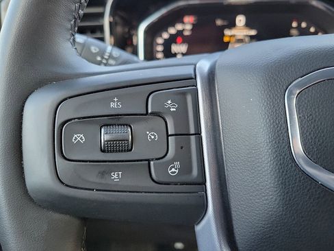 Used 2024 GMC Sierra 1500 Elevation w/ LPO, Elevation Black Package image 19