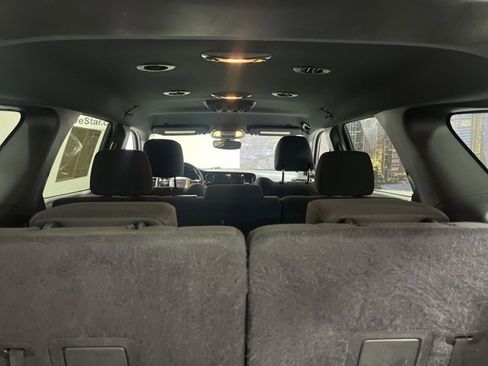 Used 2023 Dodge Durango R/T image 32