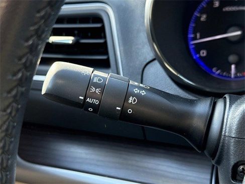 Used 2016 Subaru Legacy 3.6R Limited image 27