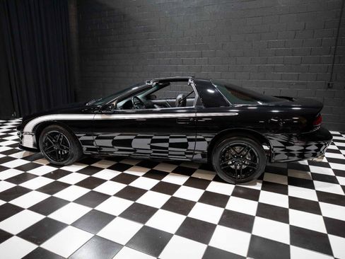 Used 2002 Chevrolet Camaro Z28 w/ Preferred Equipment Group 2 image 25