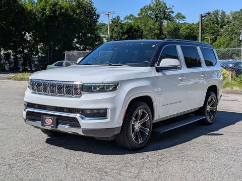 Used 2022 Jeep Grand Wagoneer Series I AWD/4WD image 12