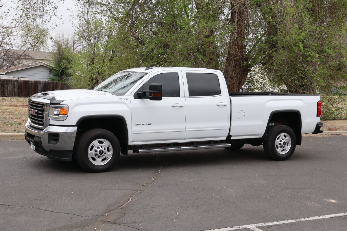 Used 2019 GMC Sierra 2500 SLE w/ Suspension Package, Off-Road AWD/4WD image 10