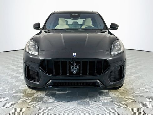 Used 2024 Maserati Grecale Modena AWD/4WD image 2