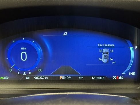 Used 2020 Ford Explorer Platinum w/ Premium Technology Package image 26