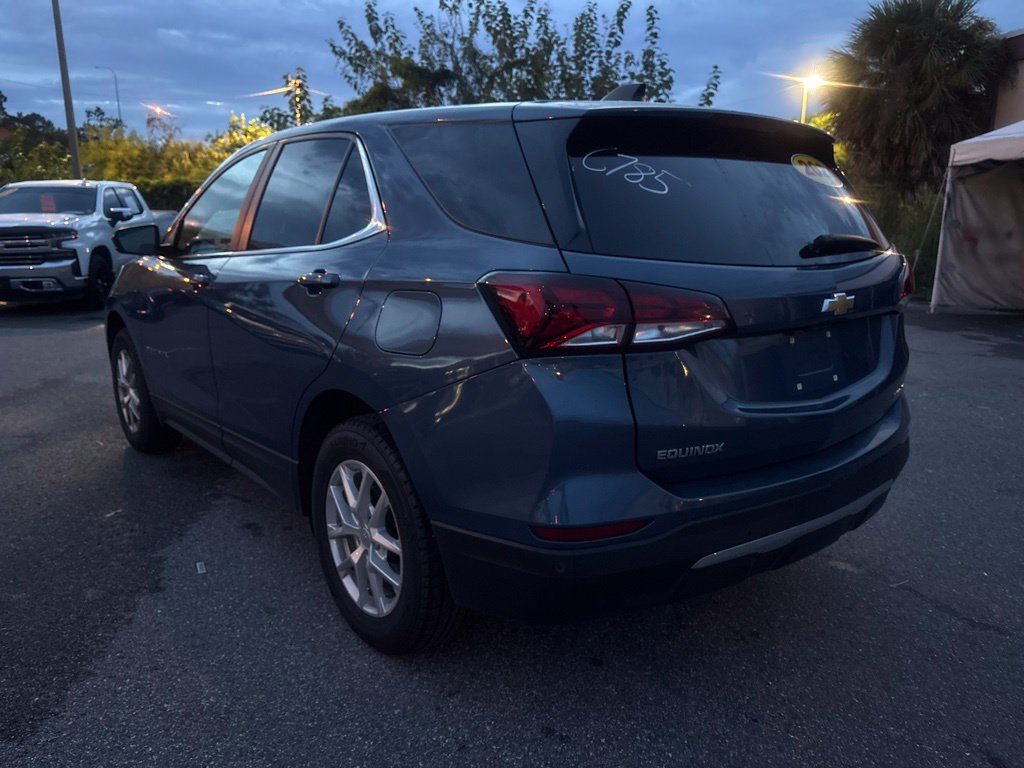Used 2024 Chevrolet Equinox LT AWD/4WD image 4