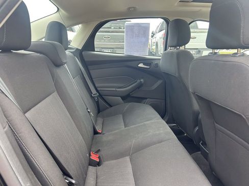Used 2018 Ford Focus SEL image 16