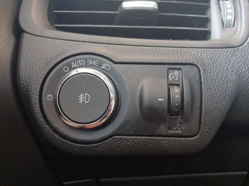 Used 2019 Buick Envision Preferred FWD image 42