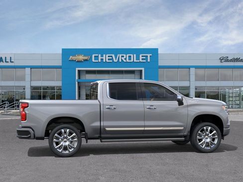 New 2026 Chevrolet Silverado 1500 High Country AWD/4WD image 5