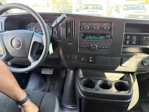 Used 2024 GMC Savana 2500 w/ Driver Convenience Package image 26