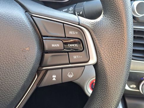 Certified 2018 Honda Accord LX image 10