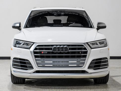 Used 2018 Audi SQ5 Premium Plus w/ S Sport Package image 3