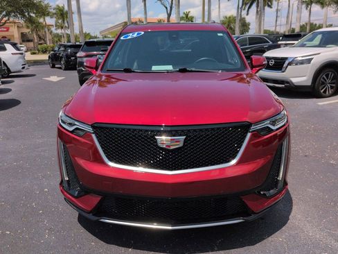Used 2024 Cadillac XT6 Sport AWD/4WD image 9