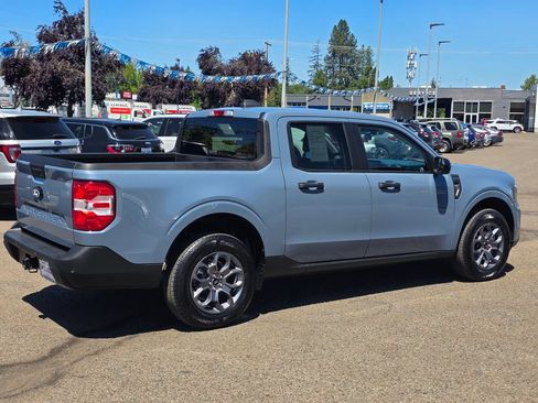 Used 2025 Ford Maverick XLT w/ XLT Luxury Package FWD image 31