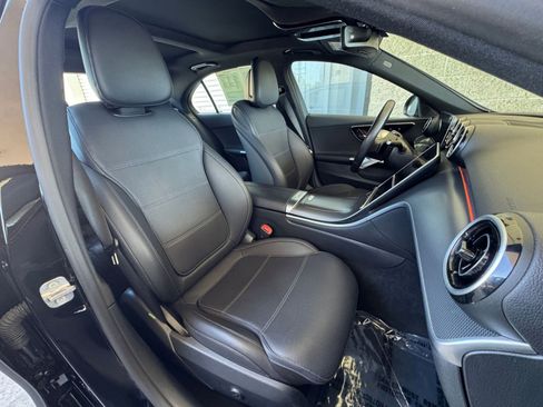 Used 2024 Mercedes-Benz C 300 Sedan image 38