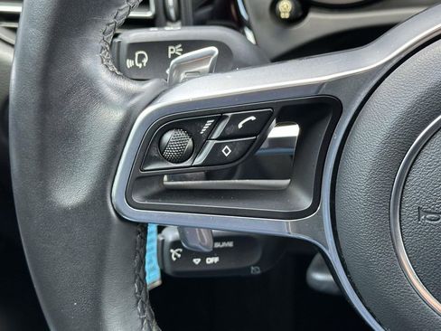 Used 2019 Porsche Macan image 23