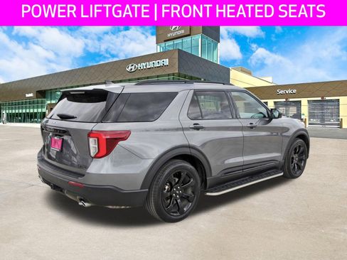 Used 2024 Ford Explorer ST-Line w/ Class IV Trailer Tow Package image 5