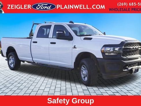 Used 2024 RAM 3500 Tradesman w/ Safety Group image 4