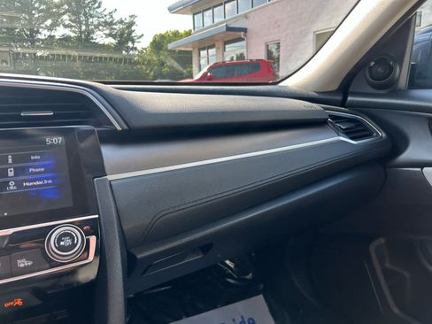 Used 2017 Honda Civic EX image 20