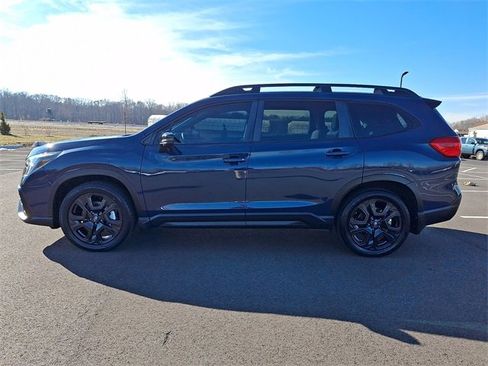 Used 2023 Subaru Ascent Onyx Edition Limited image 4