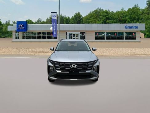 Certified 2025 Hyundai Tucson SEL AWD/4WD image 3
