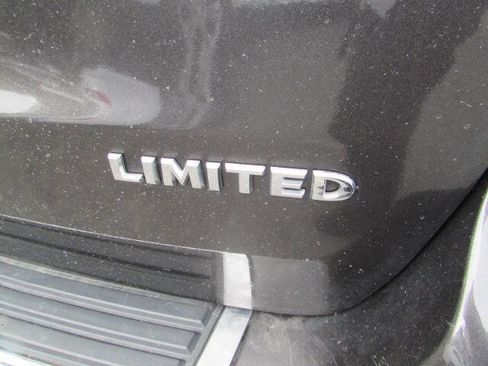 Used 2017 Jeep Grand Cherokee Limited AWD/4WD image 8
