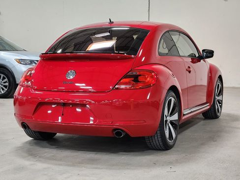 Used 2013 Volkswagen Beetle 2.0T image 8